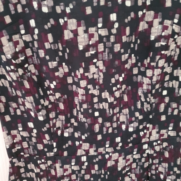 Forever 21 patterned dress - Picture 3 of 6